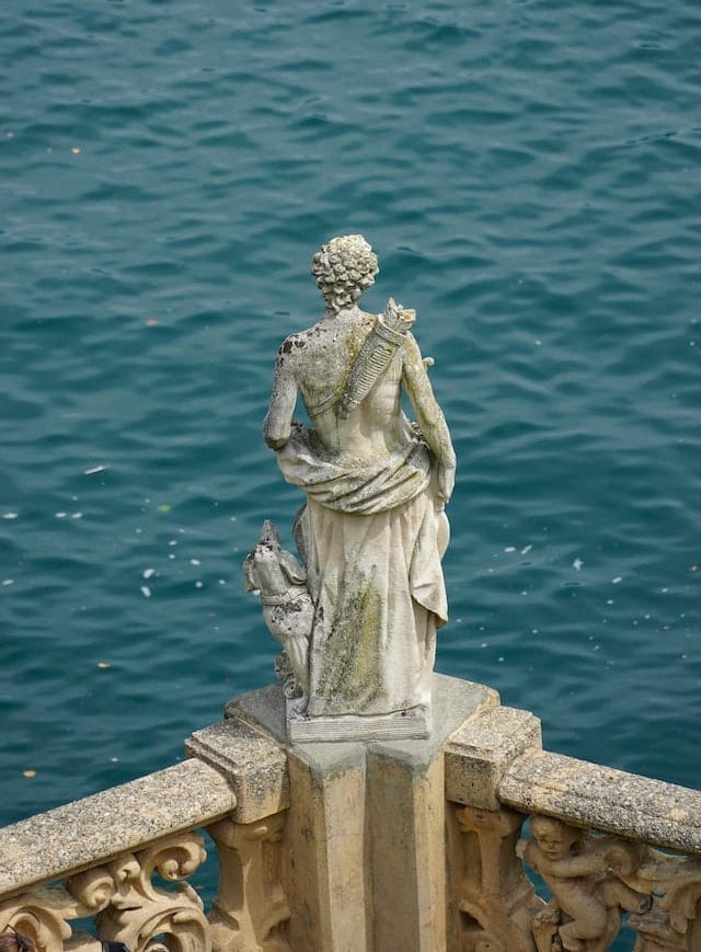 lake of como statue antonio matera destination wedding photographer 1 Matera Photography The all you need to know when planning a destination wedding on the lake of como