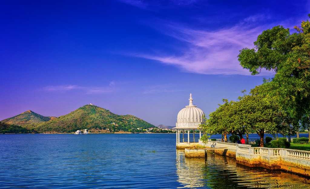 Antonio Matera destination wedding photographer Fateh Sagar Lake Udaipur Matera Photography Creating a Magical Experience: A Step-by-Step Guide to Planning Your Wedding in Udaipur
