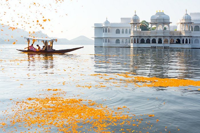 Antonio Matera destination wedding photographer Taj Lake Palace Udaipur Matera Photography Creating a Magical Experience: A Step-by-Step Guide to Planning Your Wedding in Udaipur